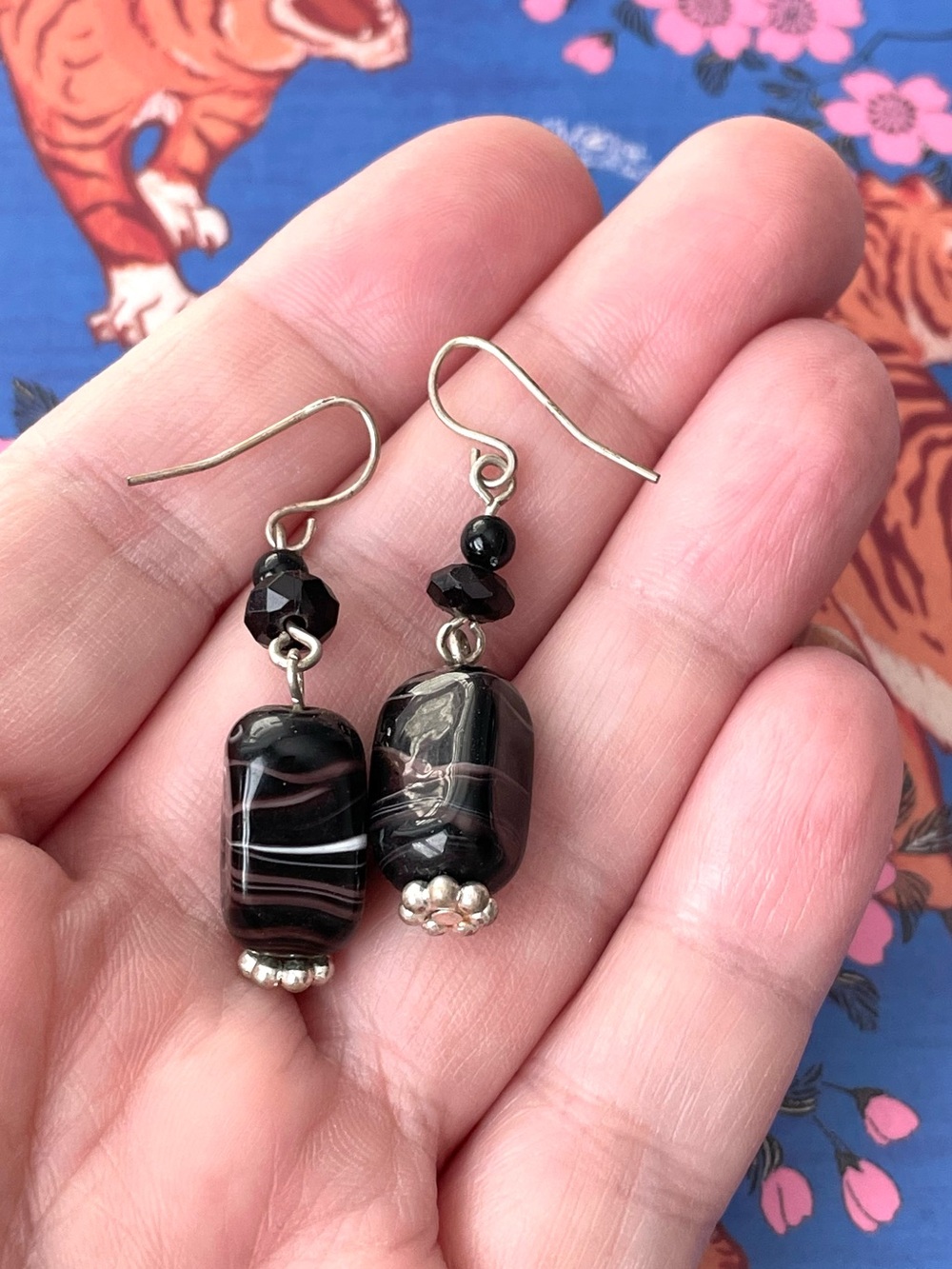 Vintage silver metal & swirled black art glass dangle earrings